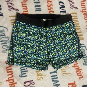 Victoria Sport Patterned Shorts Blue and Green Sz L